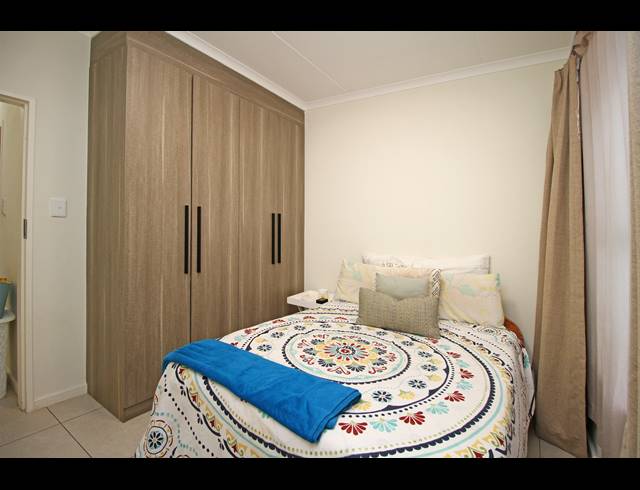 2 BEDROOM APARTMENT FOR SALE IN NORTHGATE